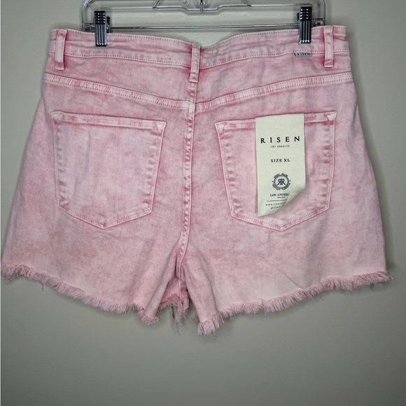 Risen Pink Acid Wash Frayed Denim Shorts Size XL - Picture 5 of 11